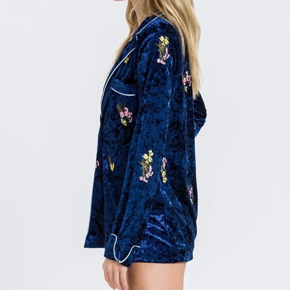 NWT🔖Endless Rose Blue Embroidered Velvet Pajama Jacket Floral Retro Vintage - Picture 4 of 13